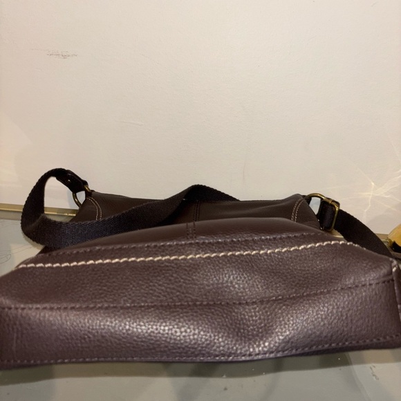 The Sak Lucia Brown Leather Crossbody Bag With Zipper - Picture 3 of 14